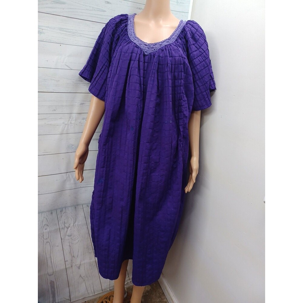 Bobbie Brooks Sleepwear Purple Pleated Crochet V-Neck Long Kaftan Mumu L